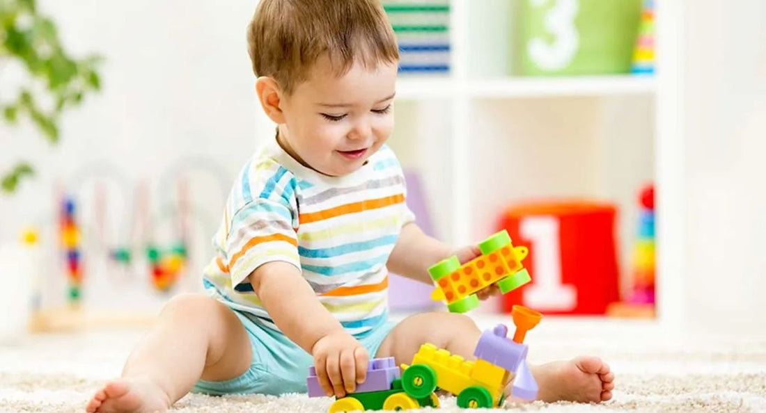 Mua đồ chơi cho bé bao nhiêu là đủ? Quy tắc ít mà chất